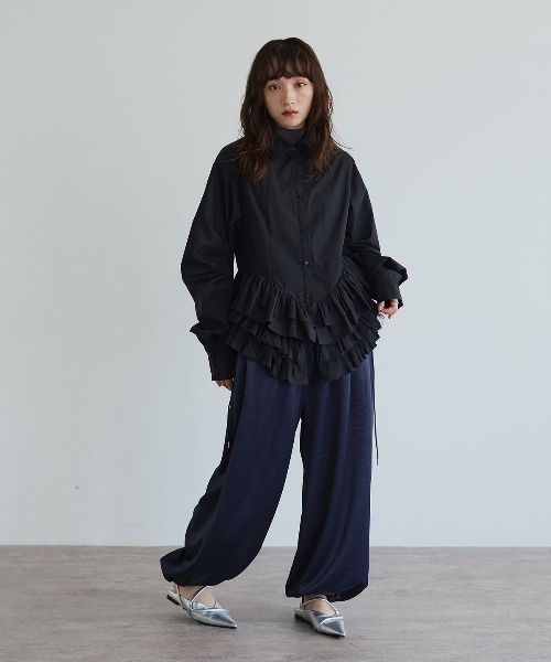 W:Huku(フーク)の「【W:Huku シルキーサテン】サイド ドロスト バルーンパンツ / Silky Satin Side-Drawstring Balloon Pants(その他パンツ・レディース・ブラウン/ピンク/ネイビー/オフホワイト・FREE)」の19枚目の写真