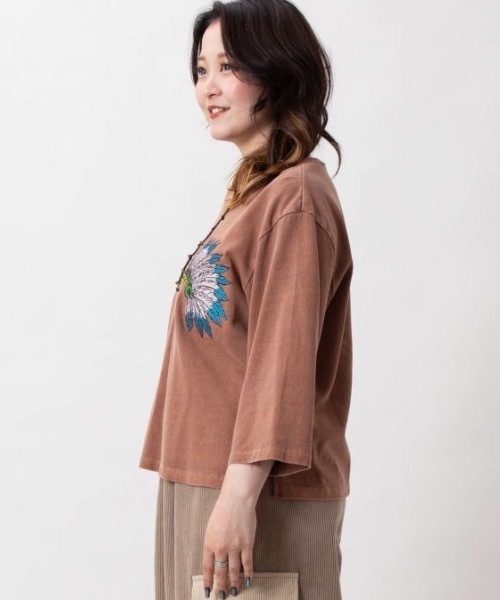 チャイハネ(チャイハネ)の「【チャイハネ】ピグネイTシャツ(Tシャツ/カットソー・レディース・ホワイト/カーキ/ブラウン・FREE)」の7枚目の写真