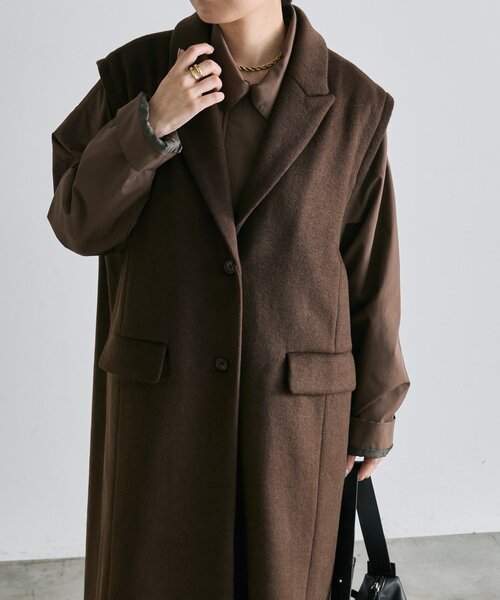ear PAPILLONNER(イアパピヨネ)の「ロングベスト付き馬刺しゅうコート【SUM1 STYLE】(その他アウター・レディース・ブラック/ダークブラウン/カーキ・FREE)」の2枚目の写真