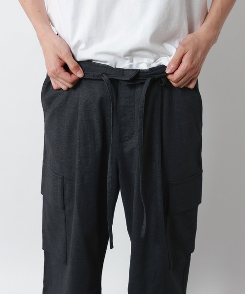 GLOBAL WORK(グローバルワーク)の「クリーンデニム/カーゴパンツ/897466(デニムパンツ・メンズ・ダークブルー・MEDIUM/LARGE/SMALL)」の10枚目の写真