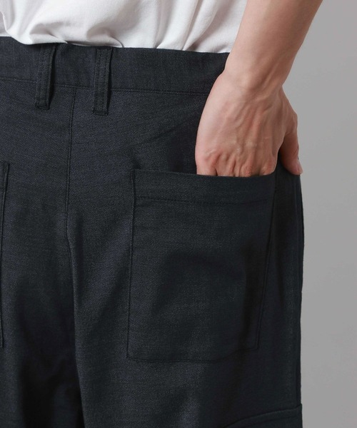 GLOBAL WORK(グローバルワーク)の「クリーンデニム/カーゴパンツ/897466(デニムパンツ・メンズ・ダークブルー・MEDIUM/LARGE/SMALL)」の12枚目の写真