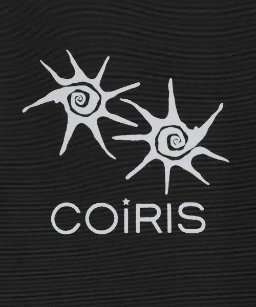 COIRIS(コイリス)の「テノシグネチャーロゴブルゾンジャケット 男女共用(ブルゾン・レディース・ブラック・FREE)」の3枚目の写真