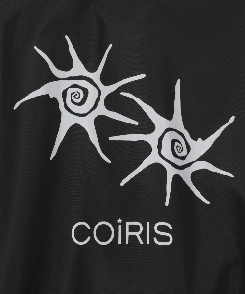 COIRIS(コイリス)の「テノシグネチャーロゴブルゾンジャケット 男女共用(ブルゾン・レディース・ブラック・FREE)」の6枚目の写真