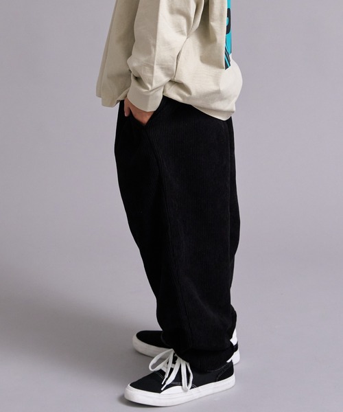 PAIRMANON STREET(ペアマノンストリート)の「【90-160cm】コーデュロイ ワイドカーブパンツ【PAIRMANON STREET】(その他パンツ・キッズ・ブラック/パープル/ブラウン/グレー系その他・120/90/130/140/110/150/100/160)」の5枚目の写真