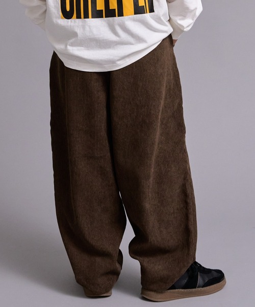PAIRMANON STREET(ペアマノンストリート)の「【90-160cm】コーデュロイ ワイドカーブパンツ【PAIRMANON STREET】(その他パンツ・キッズ・ブラック/パープル/ブラウン/グレー系その他・120/90/130/140/110/150/100/160)」の15枚目の写真