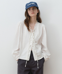 LOOSE FIT FRILL BLOUSE WHITE