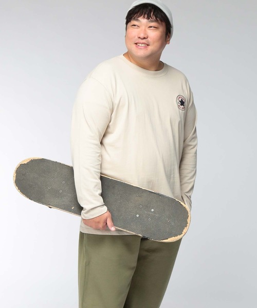 CONVERSE(コンバース)の「Tシャツ 長袖 メンズ 大きいサイズ アンクルパッチ / 5シューズ ロングスリーブ カットソー CONVERSE (コンバース)(Tシャツ/カットソー・メンズ・グリーン/ネイビー/ライトベージュ/ブラック・3L/4L/5L)」の19枚目の写真