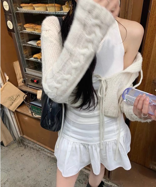 semuse(セミューズ)の「ずる可愛いケーブルレースアップショートカーディガン(カーディガン/ボレロ・レディース・アイボリー/ピンク・FREE)」の5枚目の写真