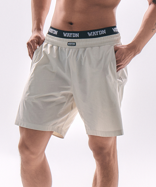 WAYDN（ウェイドゥン）の「[ALI] ザ・グレイテスト プリントハーフパンツ ベージュ（その他パンツ・メンズ・その他・MEDIUM/LARGE/X-LARGE/XX-LARGE）」の3枚目の写真