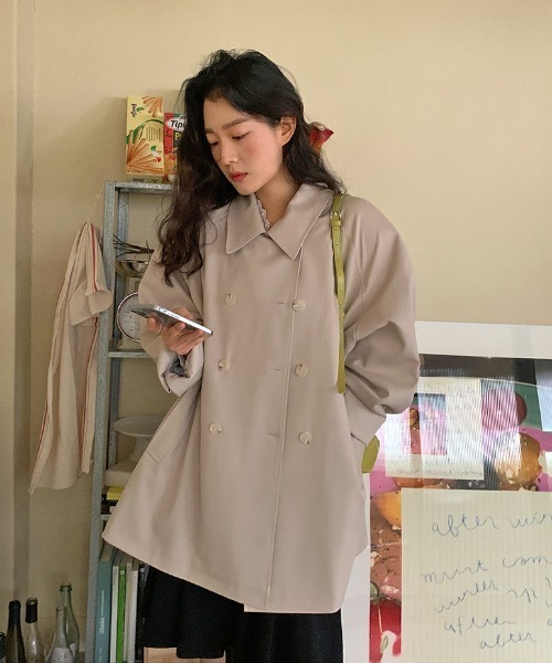 FAVORITO(ファヴォリート)の「襟付きダブルブレストジャケット(その他アウター・レディース・ベージュ・F)」の5枚目の写真