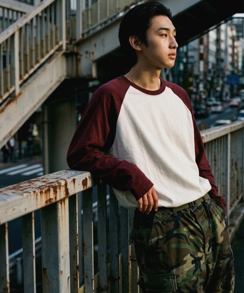 REBRENNER(リブレンナー)の「ベーシックムード ラグラン ロングスリーブ グレー×ブラック(Tシャツ/カットソー・レディース・その他・MEDIUM/LARGE/X-LARGE)」の2枚目の写真