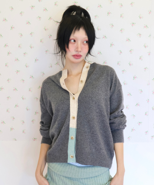 KIKOZY(キコジ)の「ヴィンテージトーンミックスカーディガン_Chacoal(カーディガン/ボレロ・レディース・その他・FREE)」の3枚目の写真