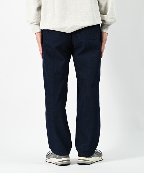 UNIVERSAL OVERALL(ユニバーサルオーバーオール)の「CHILLPAN TAPERED(デニムパンツ・メンズ・ネイビー/ブルー/グレー/ブラック・L/XL/S/M)」の7枚目の写真