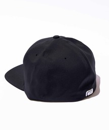 reversal.dogi.design.works（リバーサル・ドーギ・デザイン・ワークス）の「＜reversal/リバーサル＞CIRCUIT LOGO FITTED CAP（キャップ）」