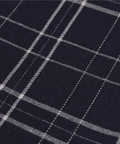 NATURAL BEAUTY BASIC（ナチュラルビューティーベーシック）の「チェックスキニークロップドパンツ（その他パンツ・レディース・ホワイト系その他/ダークネイビー/オフホワイト/ライトホワイト・LARGE/SMALL/X-SMALL/MEDIUM）」の19枚目の写真