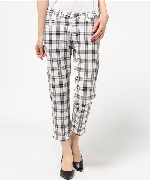 NATURAL BEAUTY BASIC（ナチュラルビューティーベーシック）の「チェックスキニークロップドパンツ（その他パンツ・レディース・ホワイト系その他/ダークネイビー/オフホワイト/ライトホワイト・LARGE/SMALL/X-SMALL/MEDIUM）」の7枚目の写真