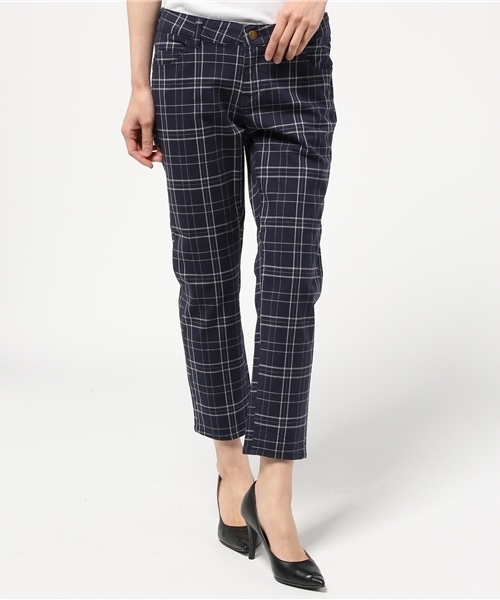 NATURAL BEAUTY BASIC（ナチュラルビューティーベーシック）の「チェックスキニークロップドパンツ（その他パンツ・レディース・ホワイト系その他/ダークネイビー/オフホワイト/ライトホワイト・LARGE/SMALL/X-SMALL/MEDIUM）」の5枚目の写真