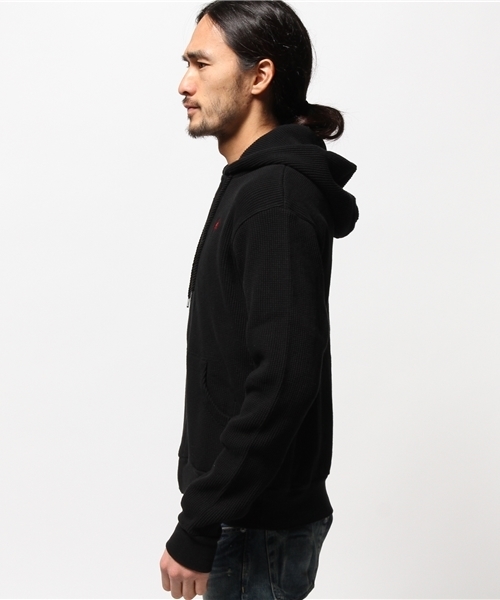 HYSTERIC GLAMOUR(ヒステリックグラマー)の「DEVIL WOMAN刺繍 PK(パーカー・メンズ・ネイビー/トップグレー/ブラック・LARGE/MEDIUM/SMALL)」の5枚目の写真