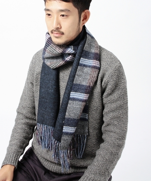 BEAMS（ビームス）の「BEAMS / グレンチェック リバーシブル マフラー 16FW（マフラー・メンズ・ネイビー/ブラウン/チャコールグレー・ONE SIZE）」の7枚目の写真