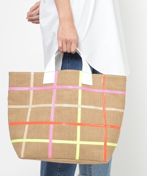 SOLPRESA（ソルプレーサ）の「リネントートバッグ（MIDIUM)（トートバッグ・レディース・ブラック/ピンク系その他/ホワイト・MEDIUM）」の18枚目の写真