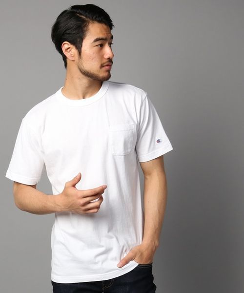 Champion（チャンピオン）の「【Champion】無地クルーネックTシャツ（Tシャツ/カットソー・メンズ・ホワイト/イエロー/グリーン/ダークグリーン/グレー/ベージュ/サックスブルー/ブラック/レッド/ネイビー/マスタード/ライトグレー/ブラウン/ダークグレー/ワイン/ブルー/ライトピンク/ターコイズブルー/ライトグリーン/オレンジ/ロイヤルブルー/ダークブラウン/パープル・MEDIUM/LARGE/SMALL/X-LARGE）」の2枚目の写真