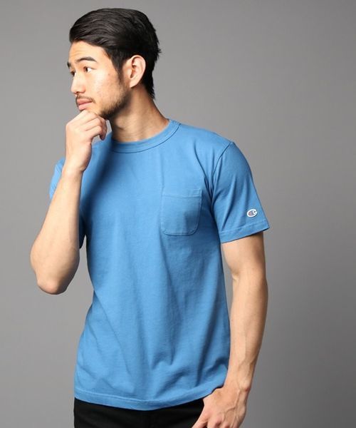 Champion（チャンピオン）の「【Champion】無地クルーネックTシャツ（Tシャツ/カットソー・メンズ・ホワイト/イエロー/グリーン/ダークグリーン/グレー/ベージュ/サックスブルー/ブラック/レッド/ネイビー/マスタード/ライトグレー/ブラウン/ダークグレー/ワイン/ブルー/ライトピンク/ターコイズブルー/ライトグリーン/オレンジ/ロイヤルブルー/ダークブラウン/パープル・MEDIUM/LARGE/SMALL/X-LARGE）」の15枚目の写真