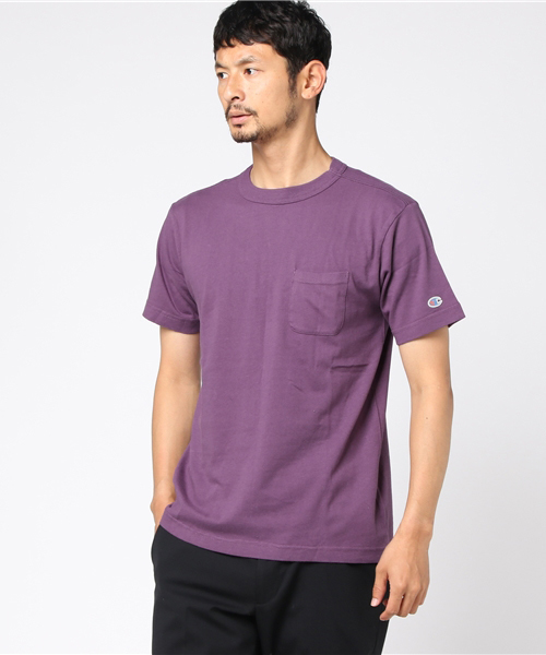 Champion（チャンピオン）の「【Champion】無地クルーネックTシャツ（Tシャツ/カットソー・メンズ・ホワイト/イエロー/グリーン/ダークグリーン/グレー/ベージュ/サックスブルー/ブラック/レッド/ネイビー/マスタード/ライトグレー/ブラウン/ダークグレー/ワイン/ブルー/ライトピンク/ターコイズブルー/ライトグリーン/オレンジ/ロイヤルブルー/ダークブラウン/パープル・MEDIUM/LARGE/SMALL/X-LARGE）」の17枚目の写真