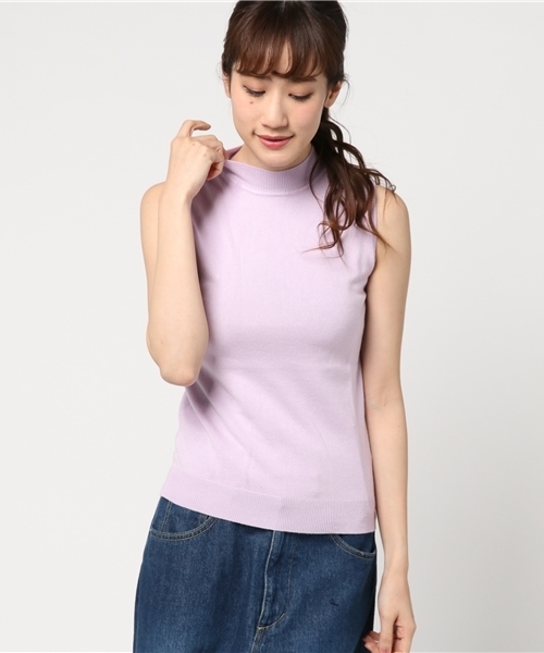 KOBE LETTUCE（コウベレタス）の「ノースリーブハイネックサマーニットトップス（ニット/セーター・レディース・ホワイト×ネイビー/ベージュ/ラベンダー/ピンク/ホワイト×ブラック/ブラック/サックスブルー/オフホワイト/ブルー/イエロー/ブラウン/ボルドー/カーキ/レッド/グリーン/ネイビー/グレー系・FREE/S/M）」の14枚目の写真