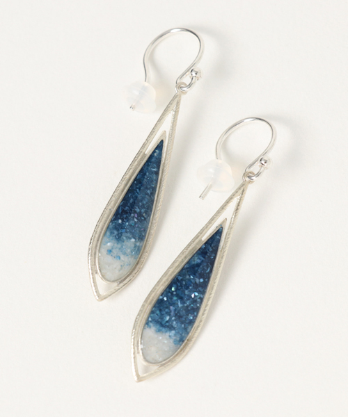 agete（アガット）の「SV藍染ピアス（ピアス（両耳用））」 - WEAR