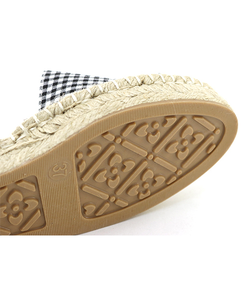 SESTO（セスト）の「ジュートソールのスリッパスライドサンダル（サンダル・レディース・ダークブラウン/シルバー/チェック/ブラック/グリーン/パープル・37/36/39/38）」の9枚目の写真