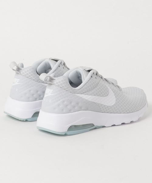 NIKE（ナイキ）の「【NIKE】ナイキ エアマックスモーション LW（スニーカー・レディース・ブラック/オフホワイト・24.5/23.5）」の3枚目の写真