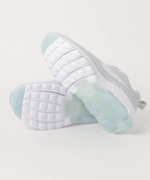 NIKE（ナイキ）の「【NIKE】ナイキ エアマックスモーション LW（スニーカー・レディース・ブラック/オフホワイト・24.5/23.5）」の4枚目の写真