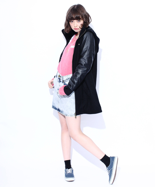 X-girl（エックスガール）の「BLEACHED DENIM SKIRT（デニムスカート・レディース・ライトインディゴブルー・0/1/2）」の3枚目の写真