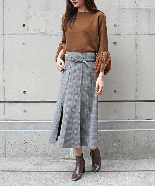 RANDA（ランダ）の「フリンジスリーブニット（ニット/セーター・レディース・ブラウン/クリーム/ワイン・FREE）」の9枚目の写真