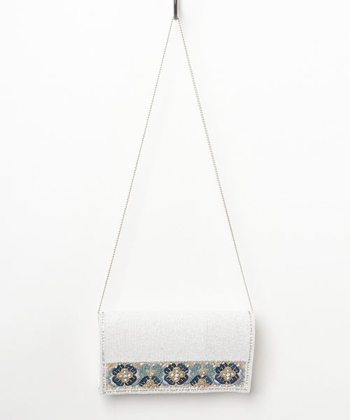 フラワーモチーフビーズ刺繍クラッチバッグ（クラッチバッグ