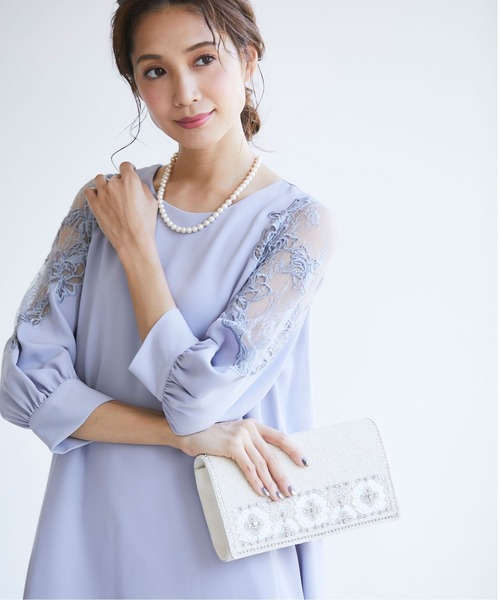12Twelve Agenda(トゥエルブ アジェンダ)の「フラワーモチーフビーズ刺繍クラッチバッグ(クラッチバッグ・レディース・ブラック/シルバー/アイボリー/オフホワイト・FREE)」の12枚目の写真