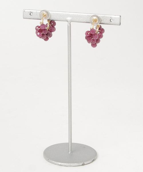 tone(トーン)の「【marinaJEWELRY】Ruby pave earring(イヤリング・レディース・レッド・S)」の2枚目の写真