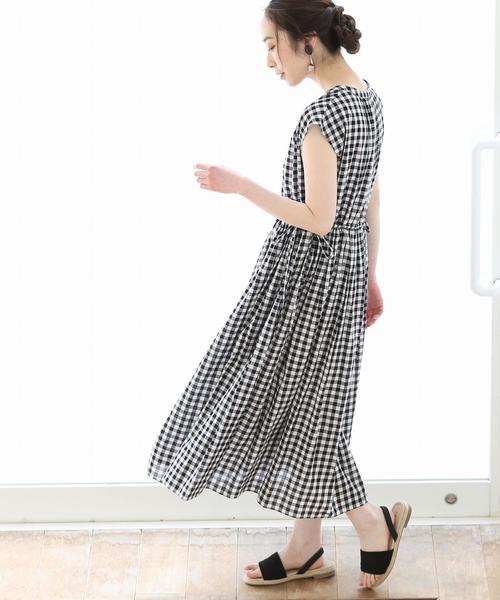 coen（コーエン）の「【Market】ウエストギャザーマキシワンピースⅡ (ストライプ・ギンガムチェック)（ワンピース・レディース・ロイヤルブルー/ブラック・FREE）」の3枚目の写真