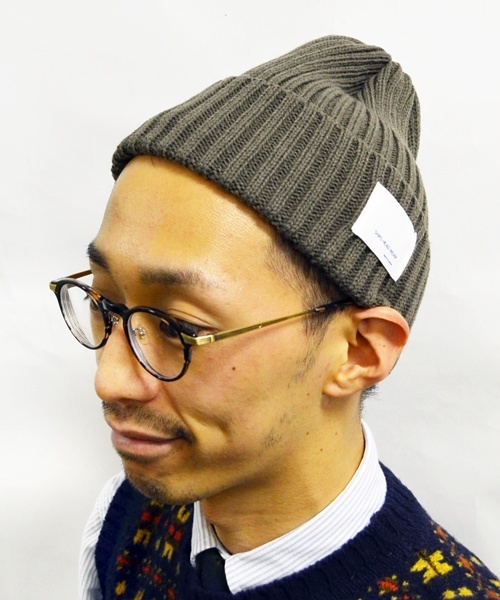 SHIPS（シップス）の「SCO: リブ ニットキャップ■（ニットキャップ/ビーニー・メンズ・グレー/ダークグレー/ブラック/ワイン/ピンクゴールド/グリーン/オリーブ/ブルー/ネイビー/パープル・ONE SIZE）」の4枚目の写真
