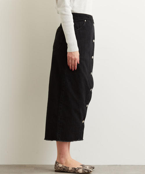 Lee（リー）の「LEE(リー) SC ボタンスリット スカート BK（スカート・レディース・ブラック・MEDIUM/SMALL）」の5枚目の写真