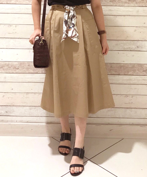TRUDEA（トルディア）の「スカーフベルト付き スカート（スカート・レディース・ワインレッド/ブルー/グリーン/キャメル・MEDIUM/SMALL）」の3枚目の写真