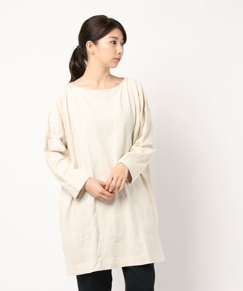 PUAL CE CIN(ピュアルセシン)の「ボタニカル刺繍チュニック(Tシャツ/カットソー・レディース・ブラック/ベージュ/アイボリー/キャメル・FREE)」の7枚目の写真