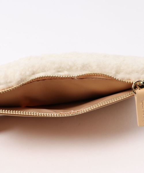 TODAYFUL（トゥデイフル）の「レザー×ボアポシェット（ハンドバッグ・レディース・ベージュ系その他/ブラック・FREE）」の6枚目の写真