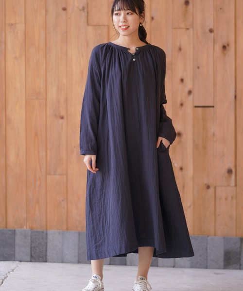 rps（アールピーエス）の「ダブルガーゼラグランスリーブギャザーワンピース（ワンピース・レディース・チャコールグレー/ベージュ/オフホワイト・M）」の12枚目の写真