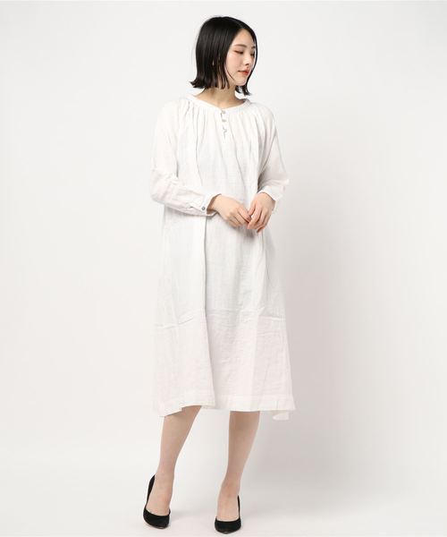 rps（アールピーエス）の「ダブルガーゼラグランスリーブギャザーワンピース（ワンピース・レディース・チャコールグレー/ベージュ/オフホワイト・M）」の14枚目の写真