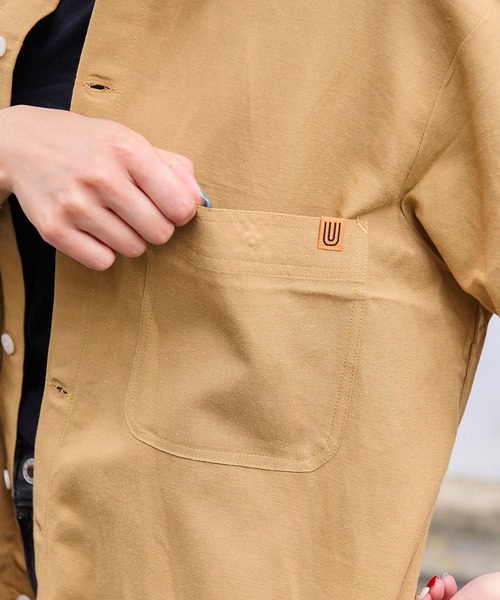 UNIVERSAL OVERALL(ユニバーサルオーバーオール)の「UNIVERSAL OVERALL × JACK & MARIE LINEN MIX OPEN COLOR SHIRT (2Colors)(ユニバーサルオーバーオール ジャックアンドマリー リネン ミックス オープンカラーシャツ)(Unisex)(シャツ/ブラウス・メンズ・サンドベージュ/オリーブドラブ・XS/S/M/L)」の21枚目の写真