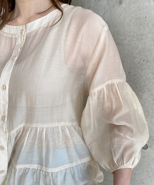 KOBE LETTUCE（コウベレタス）の「バンドカラーシアーティアードブラウス（シャツ/ブラウス・レディース・ホワイト/ベージュ/コーラル/ブルー/グリーン/ブラック・FREE）」の13枚目の写真