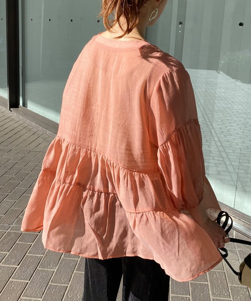 KOBE LETTUCE（コウベレタス）の「バンドカラーシアーティアードブラウス（シャツ/ブラウス・レディース・ホワイト/ベージュ/コーラル/ブルー/グリーン/ブラック・FREE）」の11枚目の写真