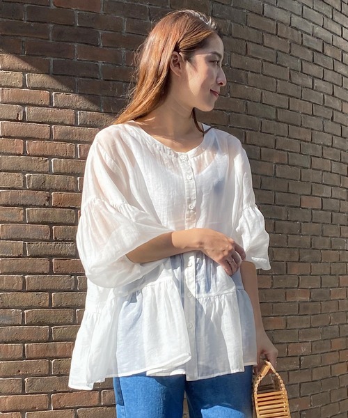 KOBE LETTUCE（コウベレタス）の「バンドカラーシアーティアードブラウス（シャツ/ブラウス・レディース・ホワイト/ベージュ/コーラル/ブルー/グリーン/ブラック・FREE）」の21枚目の写真