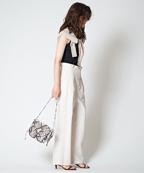 Whim Gazette（ウィムガゼット）の「レースアップタックパンツ